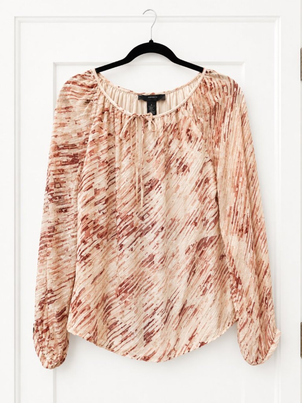 White House Black Market Sheer Printed Blouse – Size 2